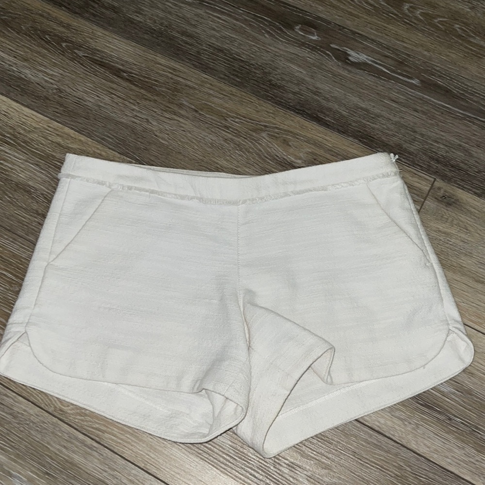 Lilly Pulitzer cream shorts